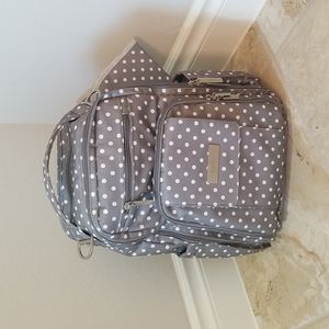 Jujube Be Right Back diaper bag Dot Dot Dot print